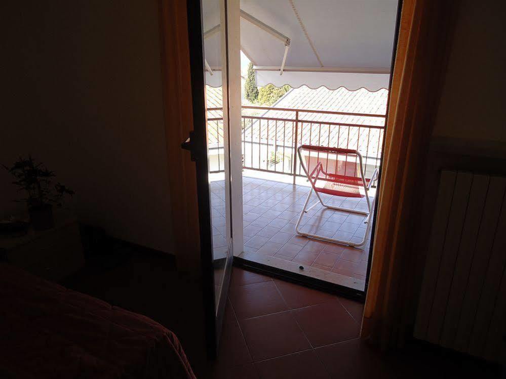 Hotel Garni Onda à Torri Del Benaco Extérieur photo